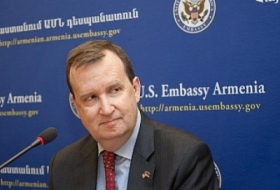 Посол: «Обсуждается вопрос проведения очередной встречи президентов в августе»